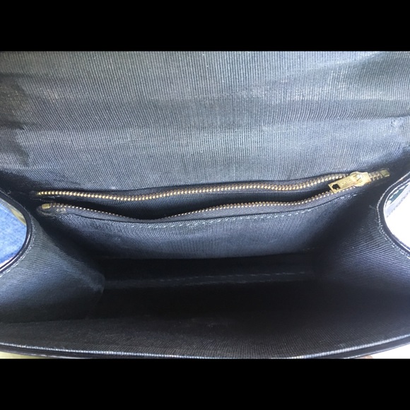 Vintage Black Patent Leather Handbag - Picture 6 of 7